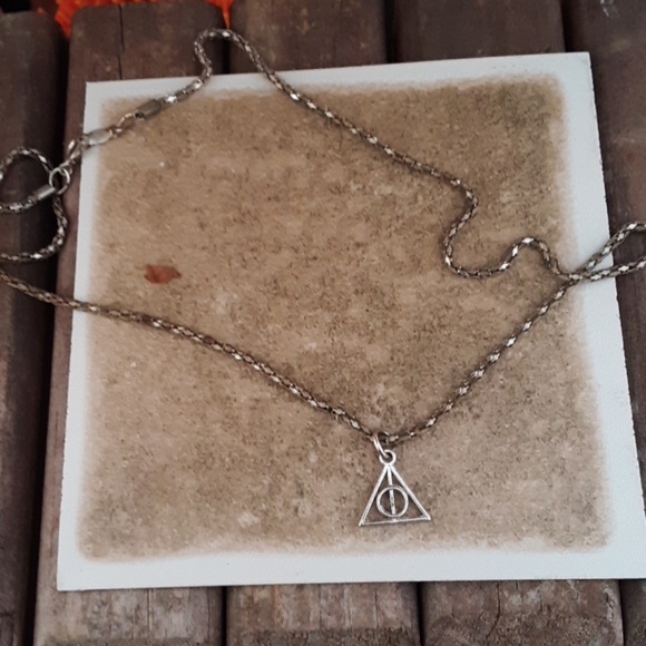 Deathly Hallows silvertone necklace - Picture 1 of 2